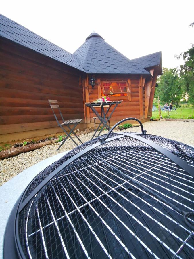 La Cabane Du Nuton Ardennais Tournes Exterior foto